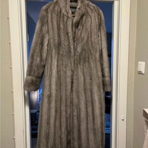 Elegant Gray Fur Coat